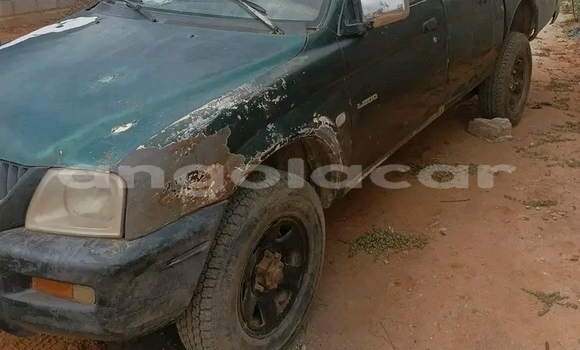 Comprar Usado Mitsubishi L200 Verde Carro em Catabola em Bie Comprar Usado Mitsubishi L200 Verde Carro em Catabola em Bie