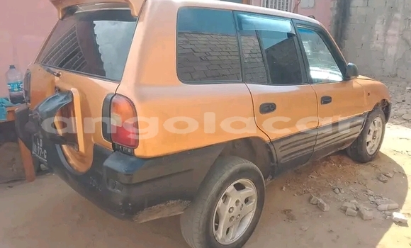Comprar Usado Toyota RAV4 Outro Carro em Lobito em Benguela Comprar Usado Toyota RAV4 Outro Carro em Lobito em Benguela