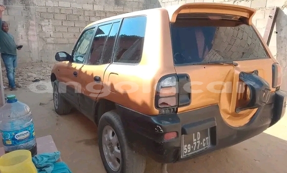Comprar Usado Toyota RAV4 Outro Carro em Lobito em Benguela Comprar Usado Toyota RAV4 Outro Carro em Lobito em Benguela