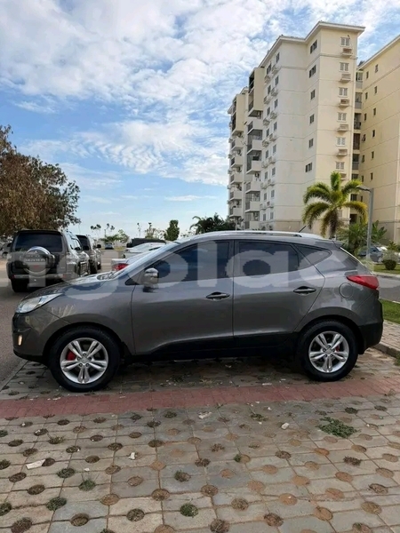 Big with watermark hyundai elantra bie camacupa 39615