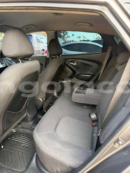 Big with watermark hyundai elantra bie camacupa 39615