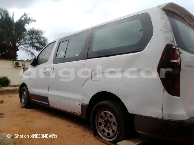 Big with watermark hyundai h1 bengo caxito 39624