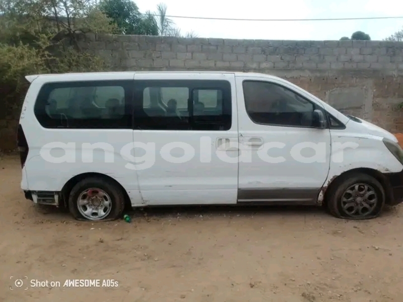 Big with watermark hyundai h1 bengo caxito 39624