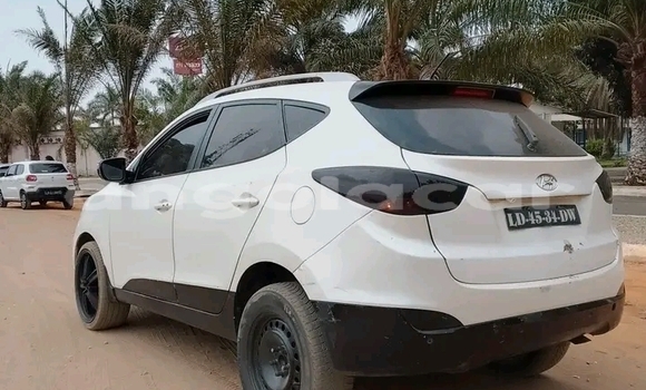 Comprar Usado Hyundai Tucson Branco Carro em Chinjenje em Huambo Comprar Usado Hyundai Tucson Branco Carro em Chinjenje em Huambo
