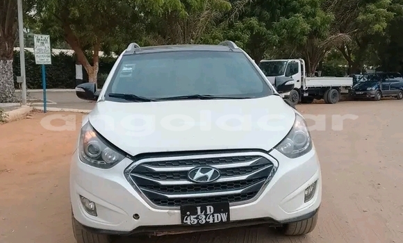Comprar Usado Hyundai Tucson Branco Carro em Chinjenje em Huambo Comprar Usado Hyundai Tucson Branco Carro em Chinjenje em Huambo