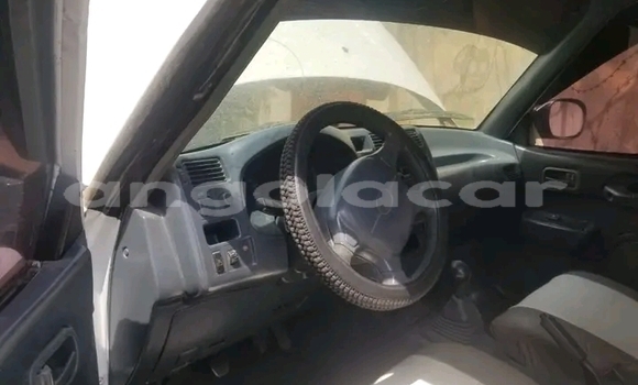 Comprar Usado Toyota RAV4 Branco Carro em Camabatela em Uige Comprar Usado Toyota RAV4 Branco Carro em Camabatela em Uige