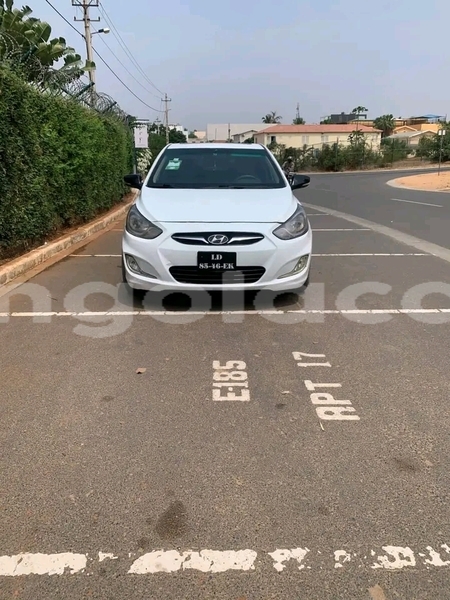 Big with watermark hyundai accent huambo chinjenje 39631