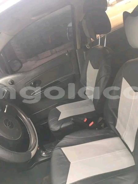 Big with watermark chevrolet spark benguela lobito 39635