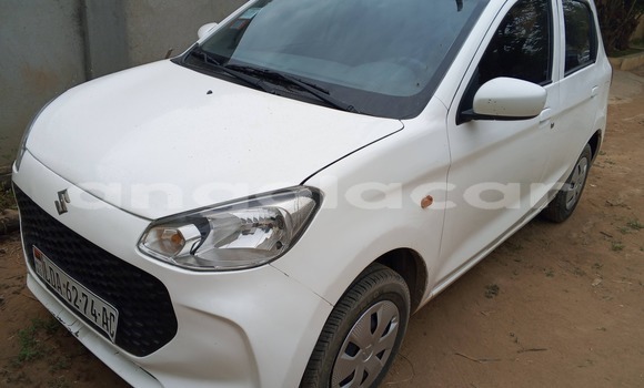 Buy Used Suzuki Alto White Car in Camabatela in Uige Buy Used Suzuki Alto White Car in Camabatela in Uige