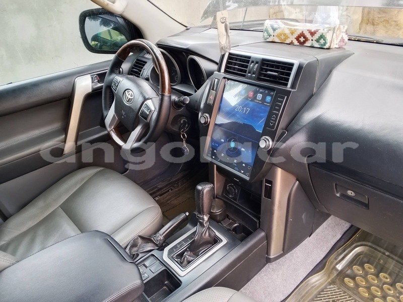 Big with watermark toyota highlander luanda province luanda 39657