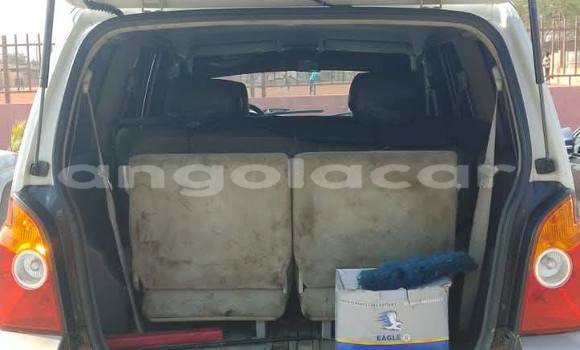 Buy Used Hyundai Terracan White Car in Luanda in Luanda Province Buy Used Hyundai Terracan White Car in Luanda in Luanda Province