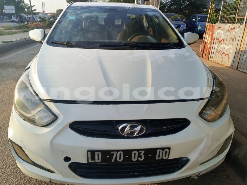 Big with watermark hyundai accent luanda province luanda 39665