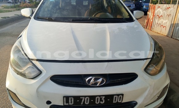Comprar Usado Hyundai Accent Branco Carro em Luanda em Luanda Province