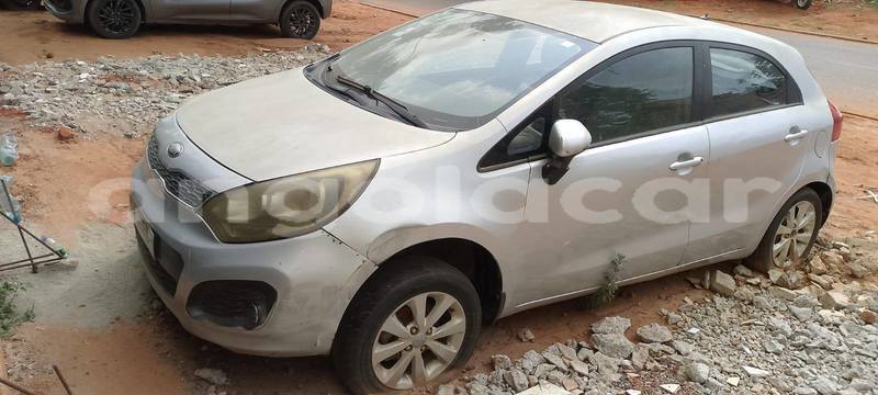 Big with watermark kia rio luanda province luanda 39668