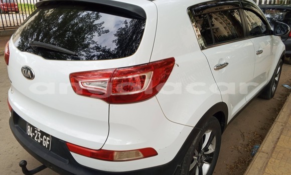 Buy Used Kia Sportage White Car in Luanda in Luanda Province Buy Used Kia Sportage White Car in Luanda in Luanda Province