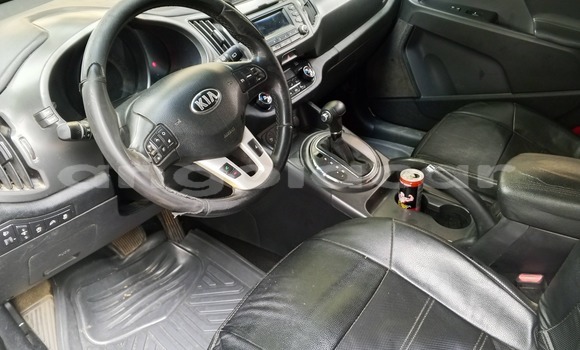Buy Used Kia Sportage White Car in Luanda in Luanda Province Buy Used Kia Sportage White Car in Luanda in Luanda Province