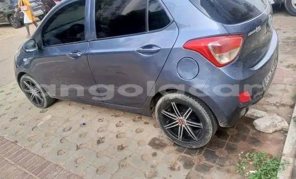 Buy Used Hyundai i10 Blue Car in Luanda in Luanda Province Buy Used Hyundai i10 Blue Car in Luanda in Luanda Province