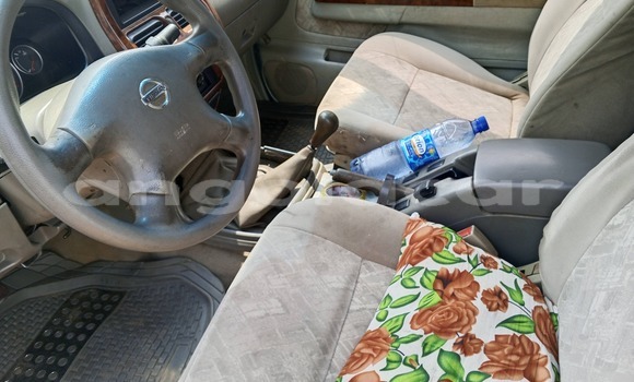 Buy Used Nissan Pathfinder Blue Car in Luanda in Luanda Province Buy Used Nissan Pathfinder Blue Car in Luanda in Luanda Province