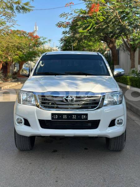 Big with watermark toyota hilux luanda province luanda 39678
