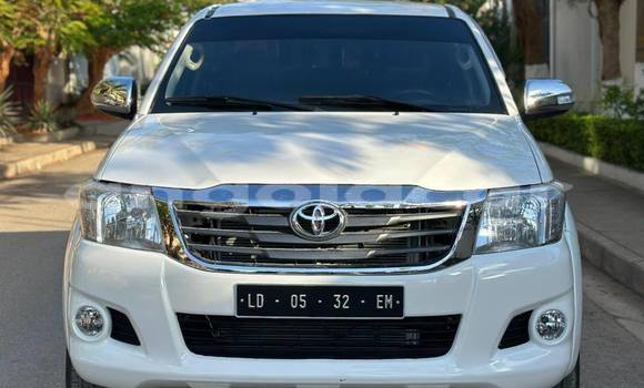 Buy Used Toyota Hilux White Car in Luanda in Luanda Province Buy Used Toyota Hilux White Car in Luanda in Luanda Province