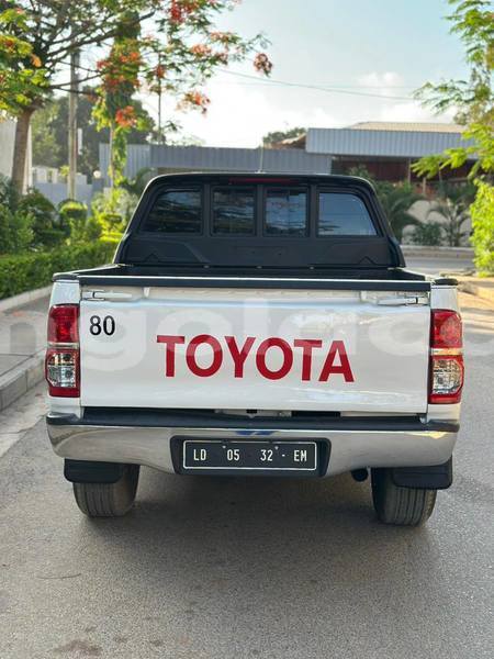 Big with watermark toyota hilux luanda province luanda 39678