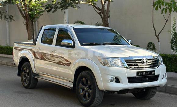 Buy Used Toyota Hilux White Car in Luanda in Luanda Province Buy Used Toyota Hilux White Car in Luanda in Luanda Province
