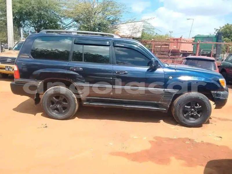 Big with watermark toyota land cruiser luanda province luanda 39686