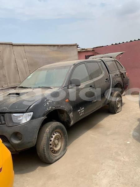 Big with watermark toyota hilux luanda province luanda 39691