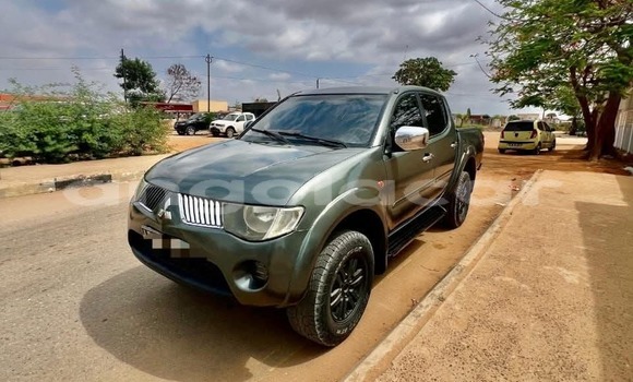 Buy Used Mitsubishi L200 Other Car in Luanda in Luanda Province Buy Used Mitsubishi L200 Other Car in Luanda in Luanda Province