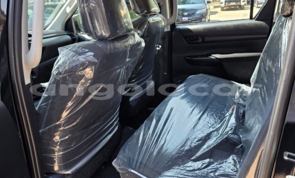 Comprar Usado Toyota Hilux Preto Carro em Luanda em Luanda Province Comprar Usado Toyota Hilux Preto Carro em Luanda em Luanda Province