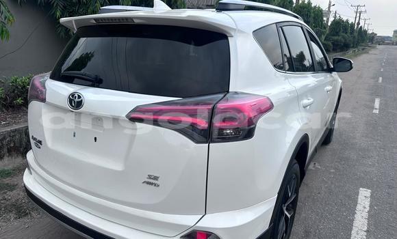 Buy Used Toyota RAV4 White Car in Luanda in Luanda Province Buy Used Toyota RAV4 White Car in Luanda in Luanda Province