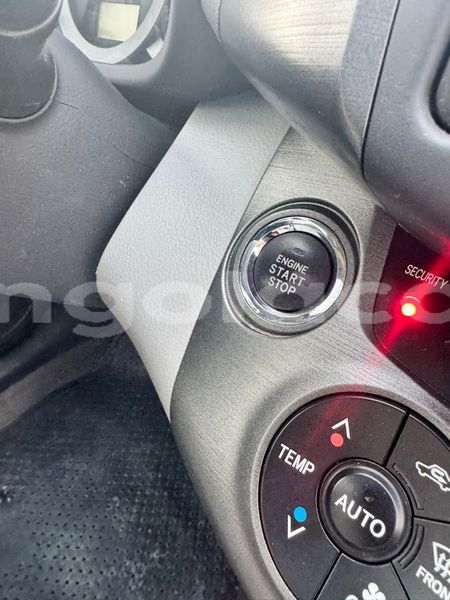 Big with watermark toyota rav4 luanda province luanda 39701