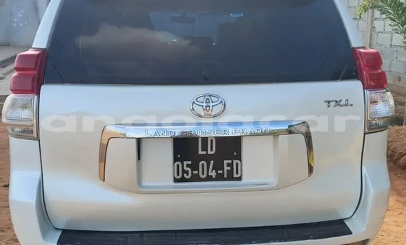 Comprar Usado Toyota Prado Branco Carro em Ondjiva em Cunene Province Comprar Usado Toyota Prado Branco Carro em Ondjiva em Cunene Province