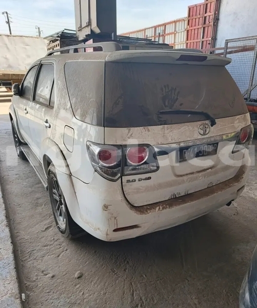 Big with watermark toyota fortuner bie camacupa 39710