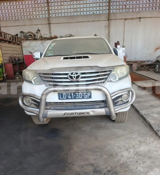 Big with watermark toyota fortuner bie camacupa 39710