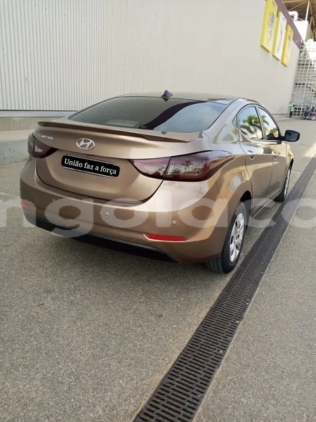 Big with watermark hyundai elantra bie camacupa 39717