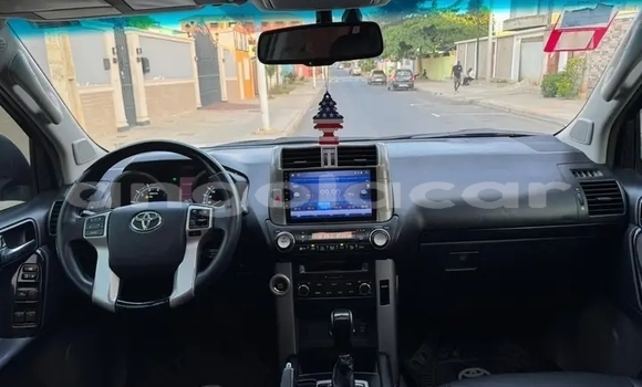 Comprar Usado Toyota Land Cruiser Branco Carro em Camacupa em Bie Comprar Usado Toyota Land Cruiser Branco Carro em Camacupa em Bie