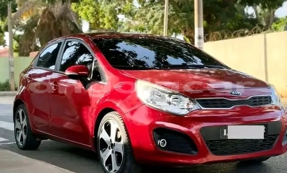 Comprar Usado Kia rio Vermelho Carro em N’dalatando em Cuanza Norte Province Comprar Usado Kia rio Vermelho Carro em N’dalatando em Cuanza Norte Province