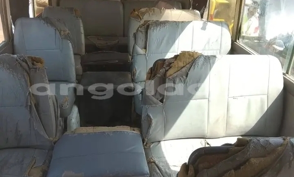 Comprar Usado Toyota Coaster Branco Carro em Camacupa em Bie Comprar Usado Toyota Coaster Branco Carro em Camacupa em Bie