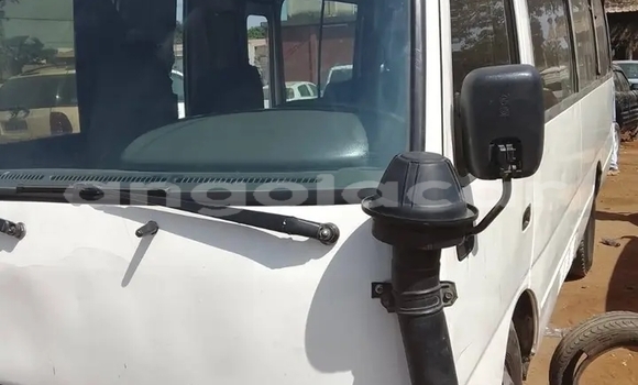 Comprar Usado Toyota Coaster Branco Carro em Camacupa em Bie Comprar Usado Toyota Coaster Branco Carro em Camacupa em Bie