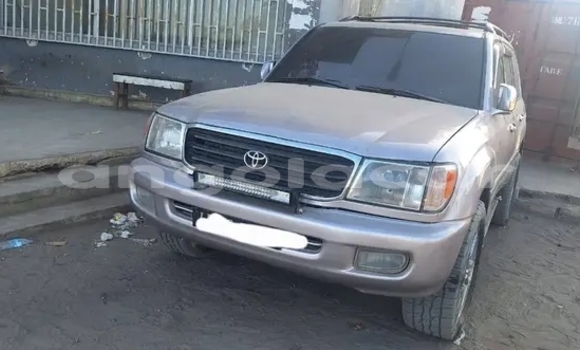 Comprar Usado Toyota Land Cruiser Outro Carro em Catabola em Bie Comprar Usado Toyota Land Cruiser Outro Carro em Catabola em Bie