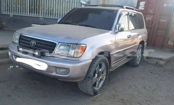 Comprar Usado Toyota Land Cruiser Outro Carro em Catabola em Bie Comprar Usado Toyota Land Cruiser Outro Carro em Catabola em Bie