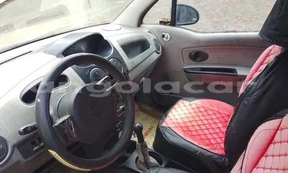 Comprar Usado Chevrolet spark Branco Carro em Cazaje em Moxico Comprar Usado Chevrolet spark Branco Carro em Cazaje em Moxico