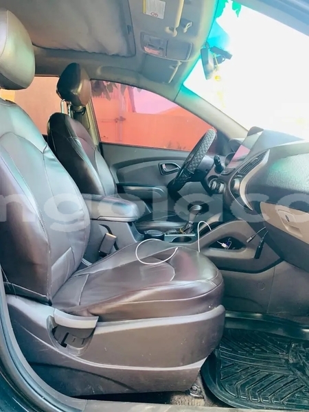 Big with watermark hyundai tucson huambo longonjo 39752