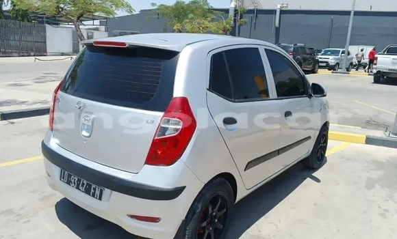 Comprar Usado Hyundai i10 Outro Carro em Camabatela em Uige Comprar Usado Hyundai i10 Outro Carro em Camabatela em Uige