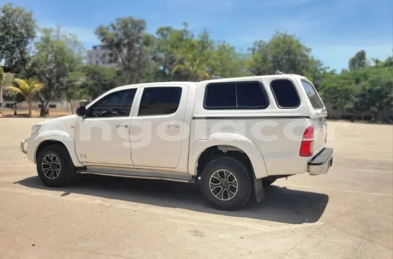 Big with watermark toyota hilux huambo chinjenje 39757