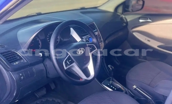 Comprar Usado Hyundai Accent Azul Carro em Camacupa em Bie Comprar Usado Hyundai Accent Azul Carro em Camacupa em Bie