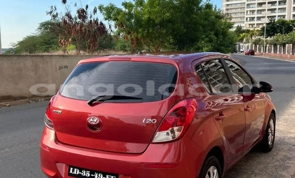 Comprar Usado Hyundai i20 Vermelho Carro em Camacupa em Bie Comprar Usado Hyundai i20 Vermelho Carro em Camacupa em Bie
