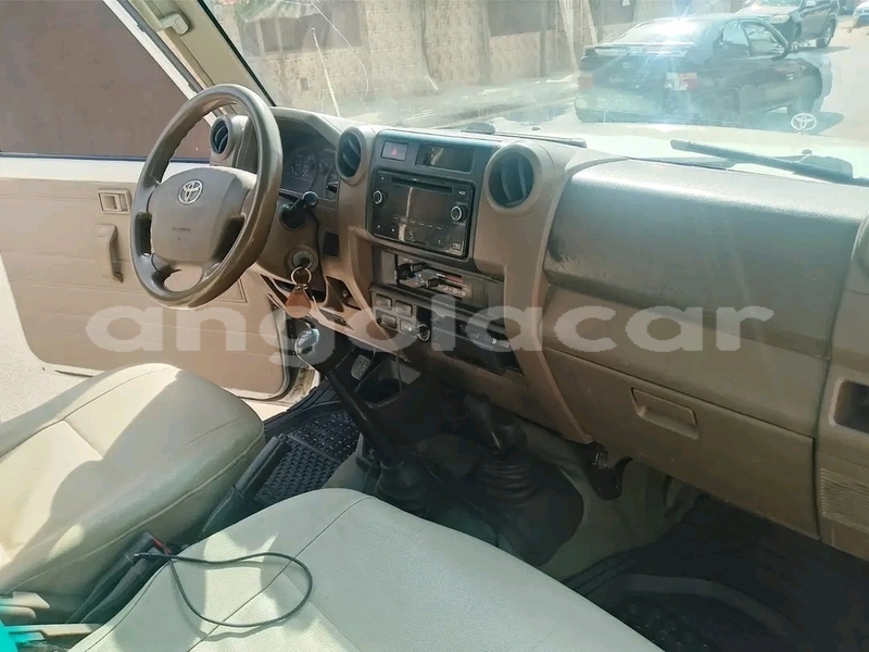 Big with watermark toyota land cruiser bie catabola 39776