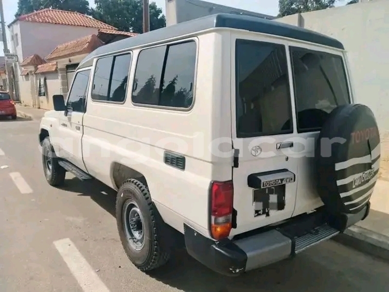 Big with watermark toyota land cruiser bie catabola 39776